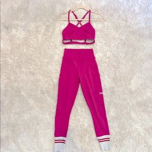 Bombshell sportswear workout outfit